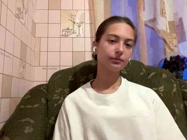RonnaWillow webcam