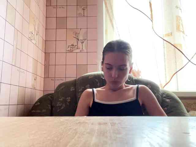 RonnaWillow webcam