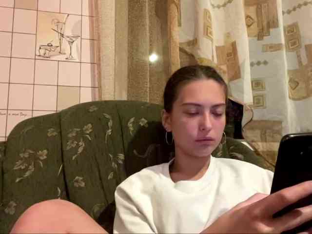 RonnaWillow webcam