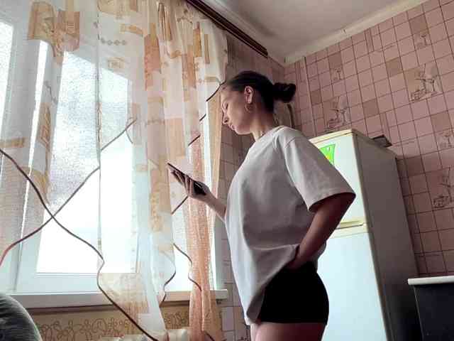 RonnaWillow webcam