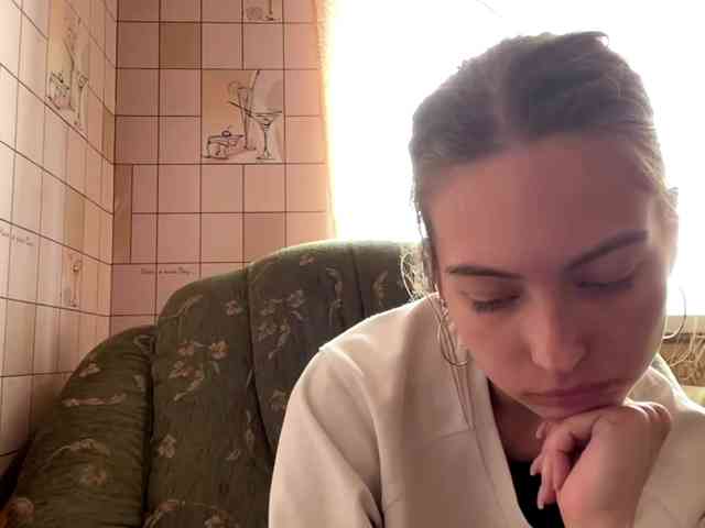 RonnaWillow webcam