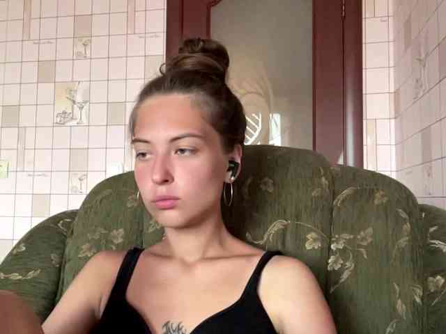 RonnaWillow webcam