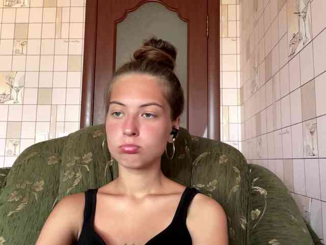 RonnaWillow webcam