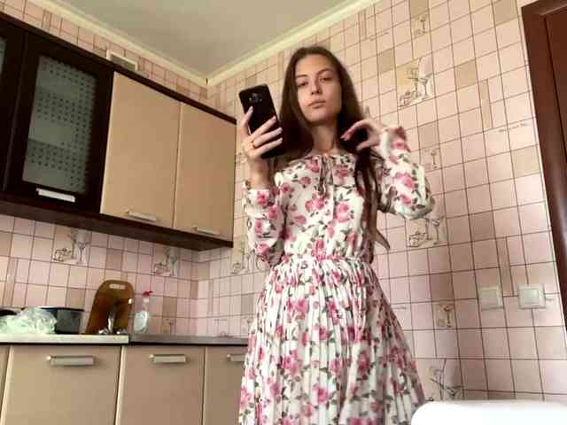 RonnaWillow webcam