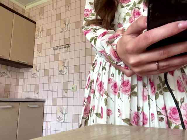 RonnaWillow webcam