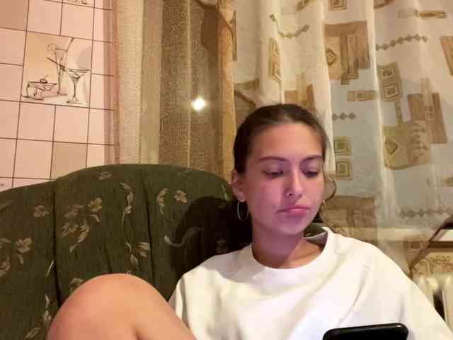 RonnaWillow webcam