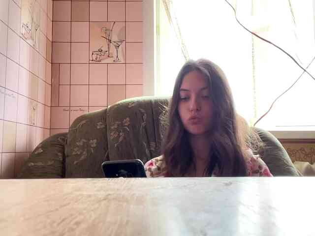 RonnaWillow webcam