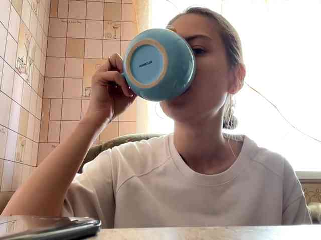 RonnaWillow webcam