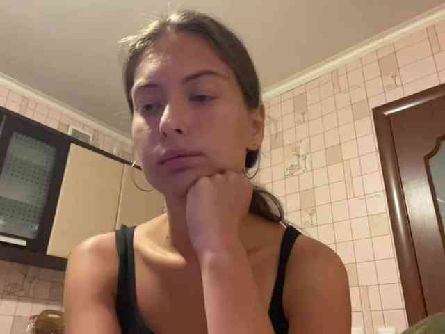 RonnaWillow webcam