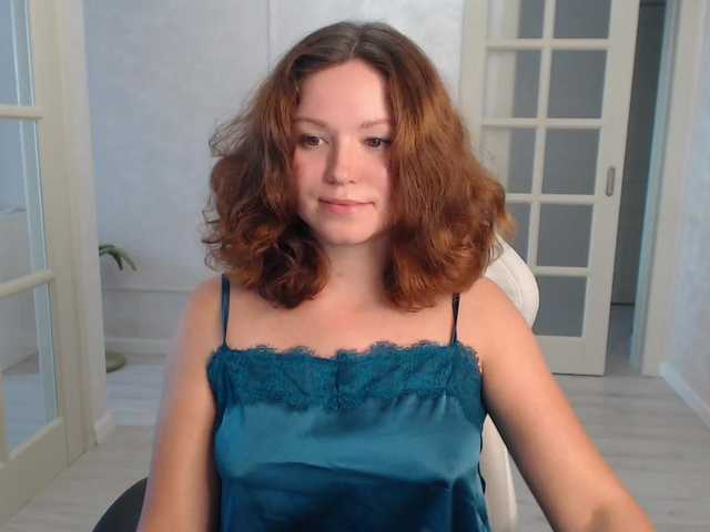 LondonMiley live cam on BongaCams
