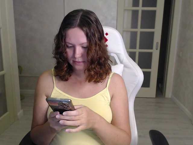 LondonMiley live cam on BongaCams