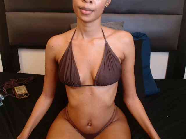 TenderPussyyy Live Webcam on BongaCams