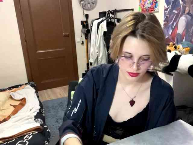 KortneyBouvier webcam