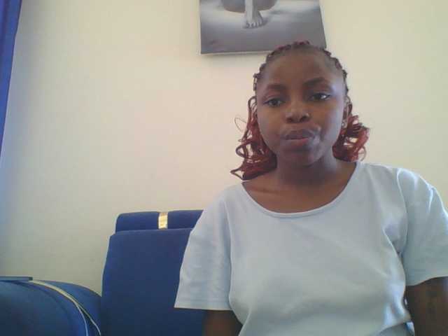 SweetKittyy22 live cam on BongaCams