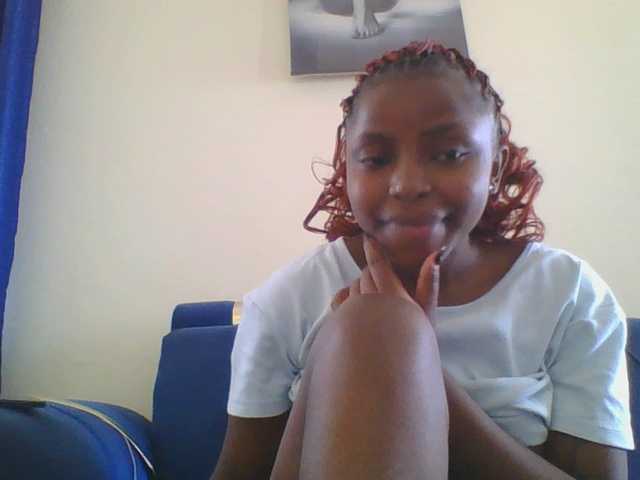 SweetKittyy22 live cam on BongaCams
