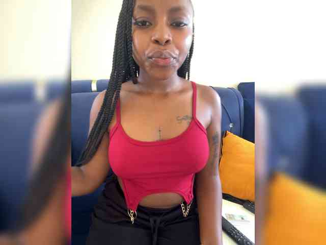 SweetKittyy22 webcam