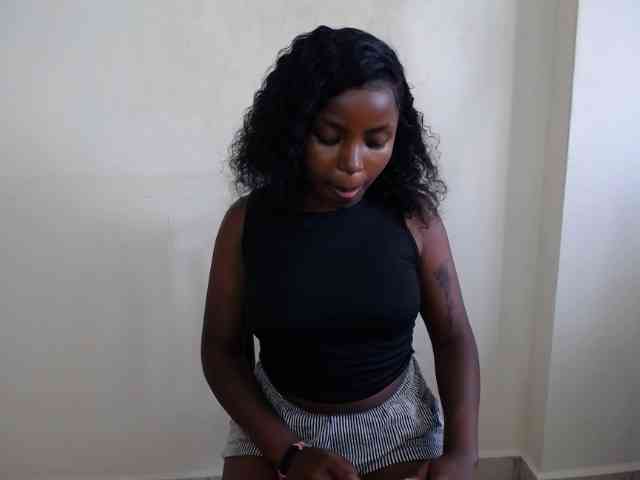 SweetKittyy22 SweetKittyy22