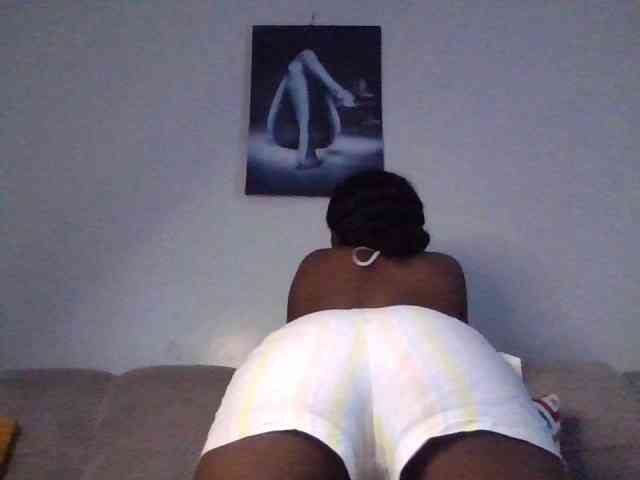 SweetKittyy22 webcam