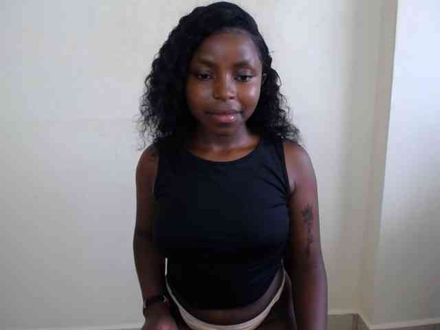 SweetKittyy22 SweetKittyy22