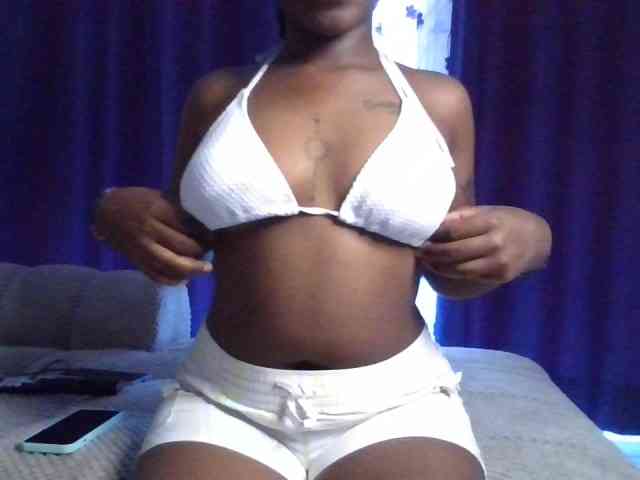 SweetKittyy22 SweetKittyy22
