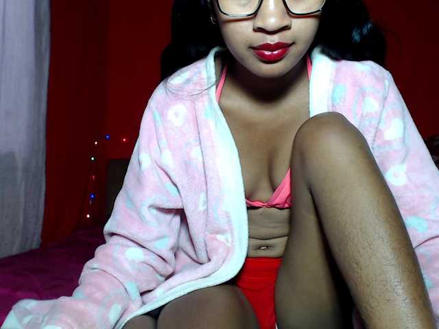 AMICKA live cam on BongaCams