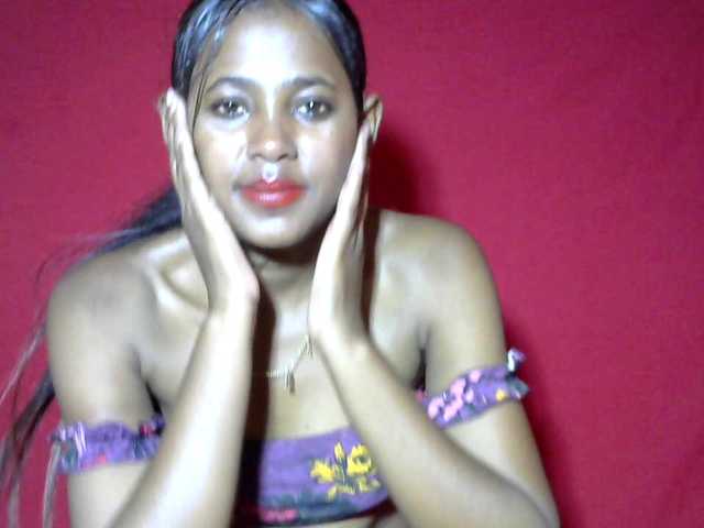  AMICKA chat room