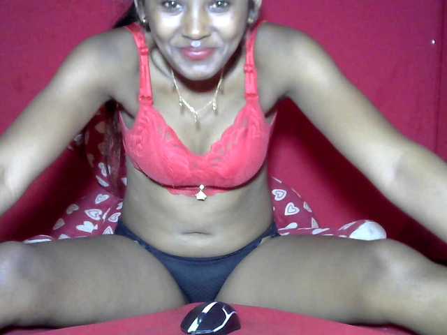 AMICKA's BongaCams show and profile