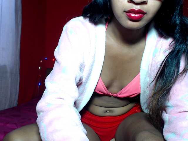 AMICKA live cam on BongaCams