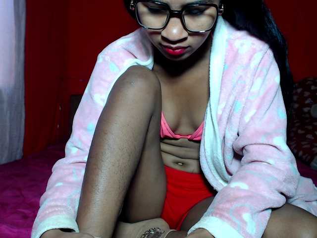 AMICKA live cam on BongaCams
