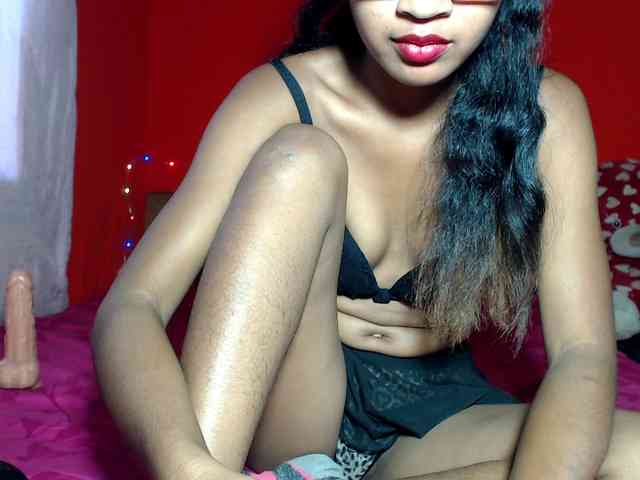 Monicka1 webcam
