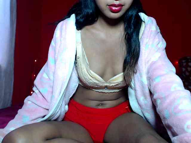 Monicka1 webcam