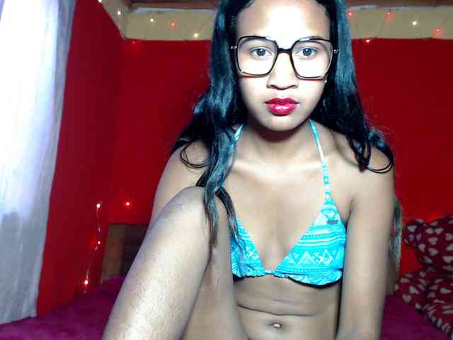 Monicka1 webcam