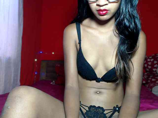 Monicka1 webcam