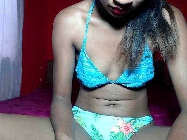 Monicka1 webcam