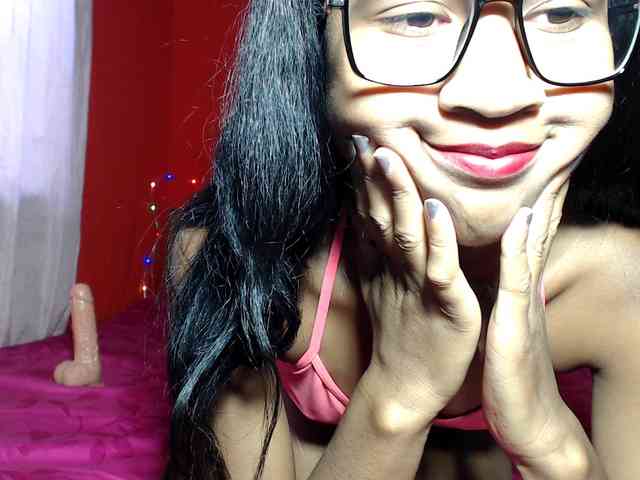 Monicka1 webcam