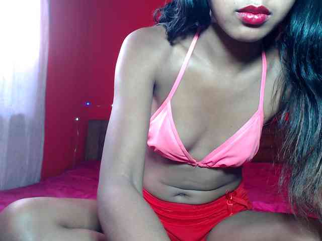 Monicka1 webcam