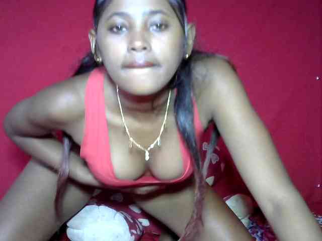 AMICKA Live Webcam on BongaCams