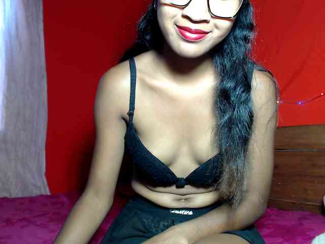Monicka1 webcam