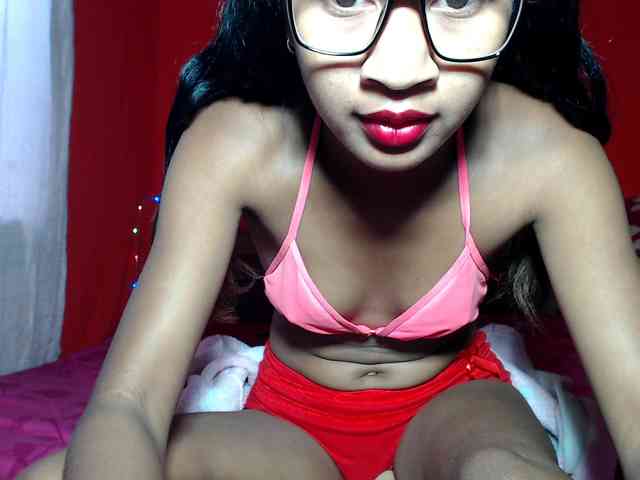 Monicka1 webcam