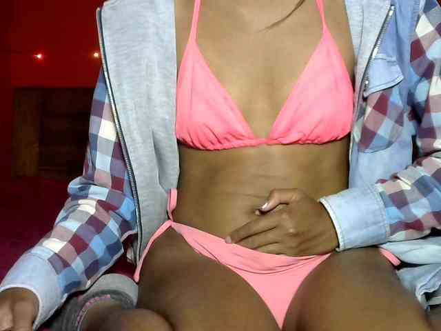 Monicka1 webcam