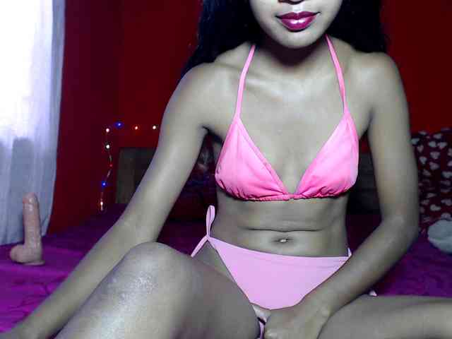 Monicka1 webcam