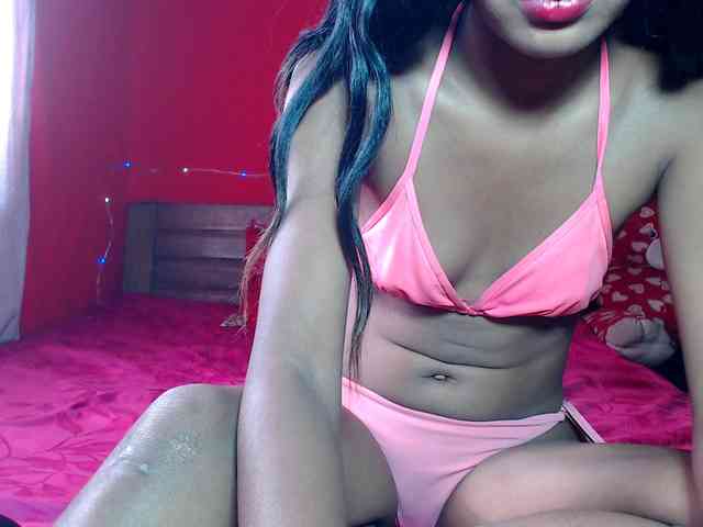 Monicka1 webcam