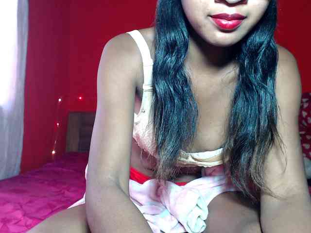 Monicka1 webcam