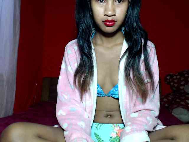 Monicka1 webcam