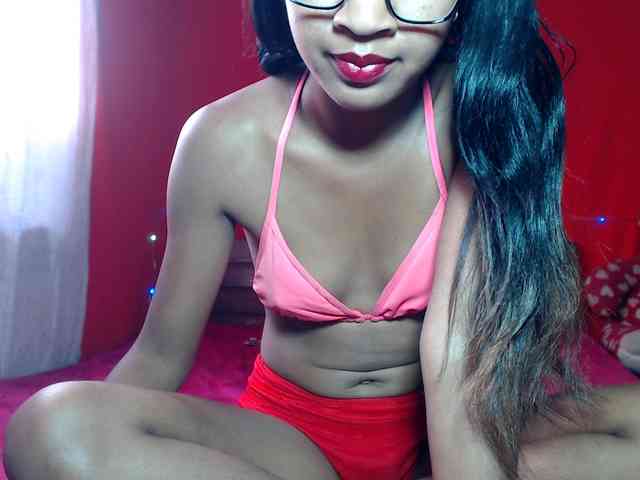 Monicka1 webcam