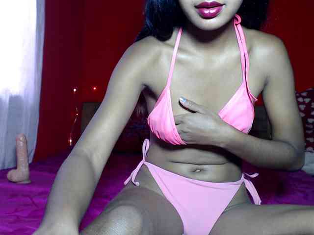 Monicka1 webcam