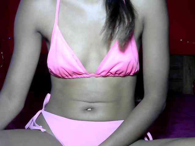 Modella: AMICKA