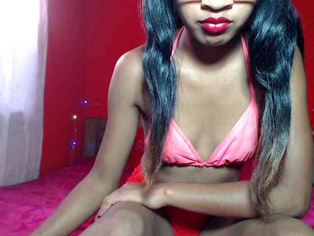Monicka1 webcam
