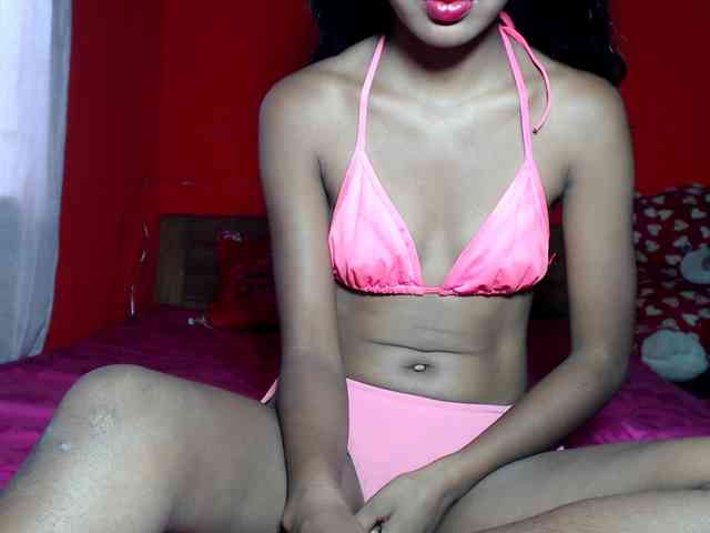 Monicka1 webcam