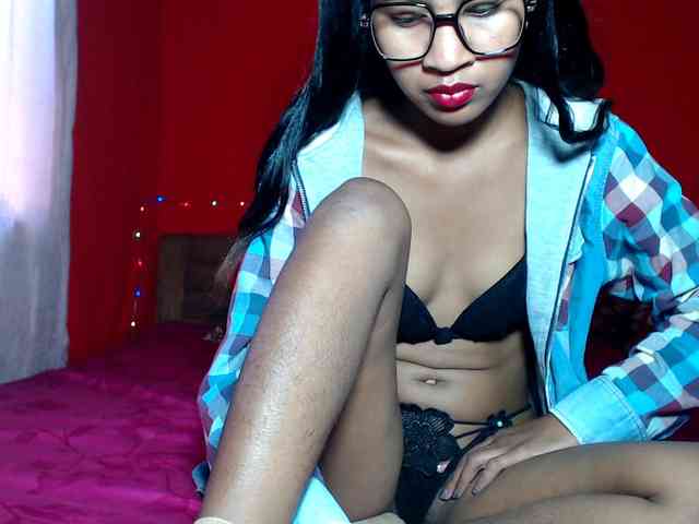 Monicka1 webcam